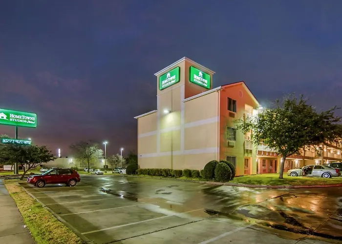 Hometowne Dallas - Worth 2* Fort Worth