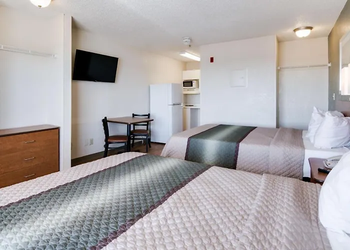 Hometowne Dallas - Worth 2* Fort Worth