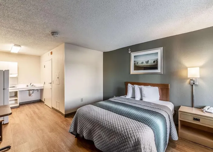 Hotel Hometowne Dallas - Worth 2*